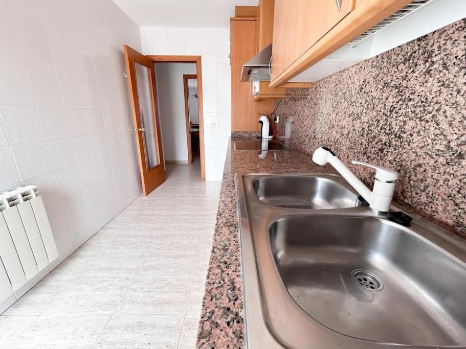Fantastico Y Acogedor Apartamento En Sant Feliu 산펠리우데기솔스 외부 사진